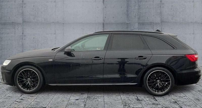 Gebraucht Audi A4 S-Line 163 PS (119 kW) 2023 Schwarz Kombi