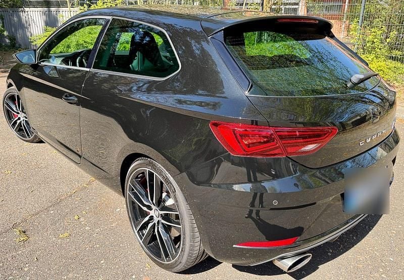 Gebraucht Seat Leon SC Beats 300 PS (220 kW) 2018 Schwarz Kleinwagen