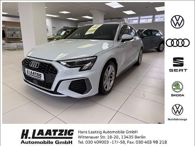 Gebraucht Audi A3 S-Line 110 PS (80 kW) 2022 Gletscherweiß metallic (metallic) Limousine