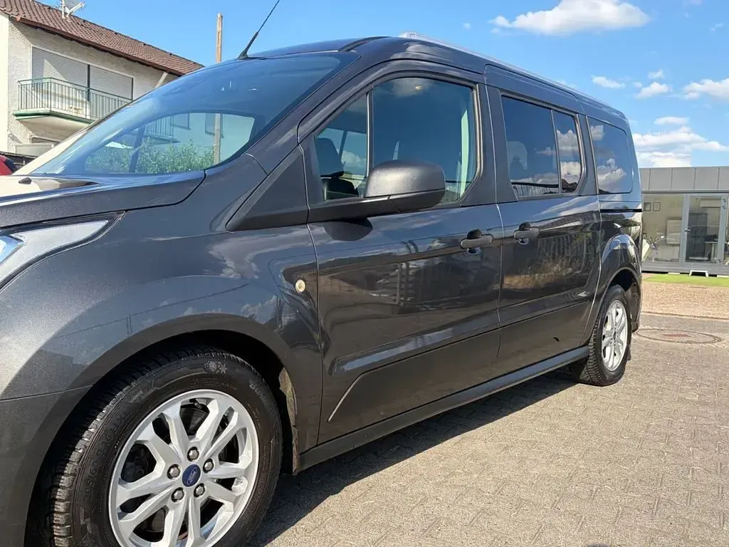 Gebraucht Ford Transit Connect Trend 101 PS (74 kW) 2019 Magneticgrau (metallic) Van / Kleinbus