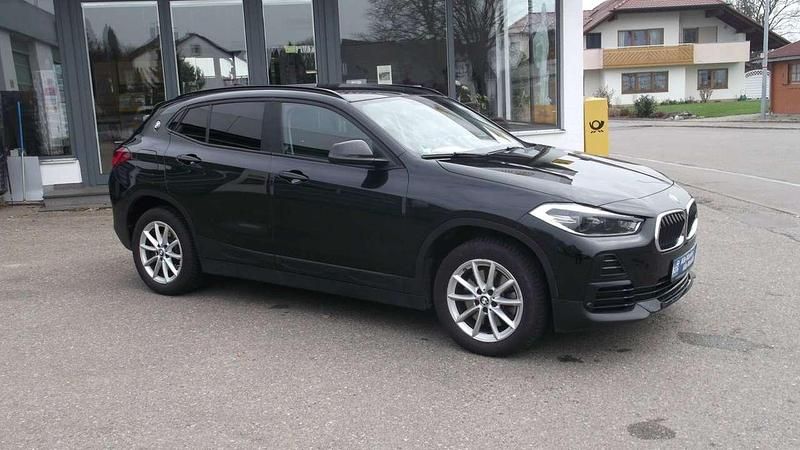 Gebraucht BMW X2 Advantage 178 PS (130 kW) 2023 Black sapphire metallic SUV