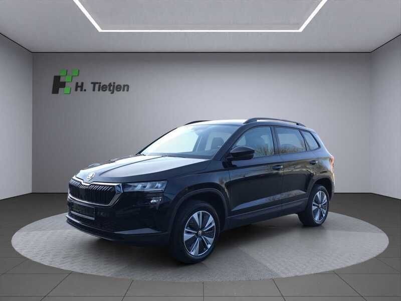 Schwarz Gebraucht 2024 Skoda Karoq Ambition SUV | 30.590 € (Guter Preis) - Bild 1/4