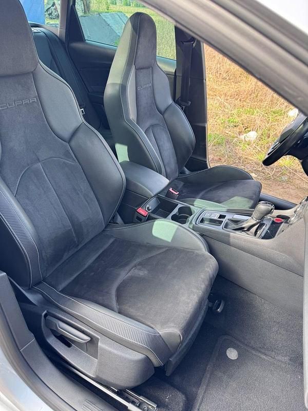 Gebraucht Seat Leon 4Drive 300 PS (220 kW) 2017 Silber Kombi