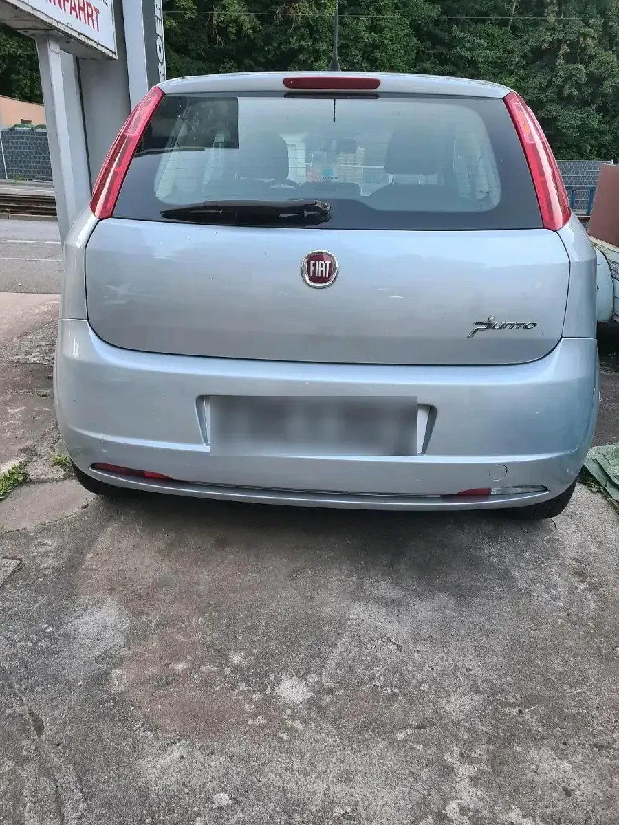 Gebraucht Fiat Grande Punto 77 PS (56 kW) 2005 Silber Kleinwagen