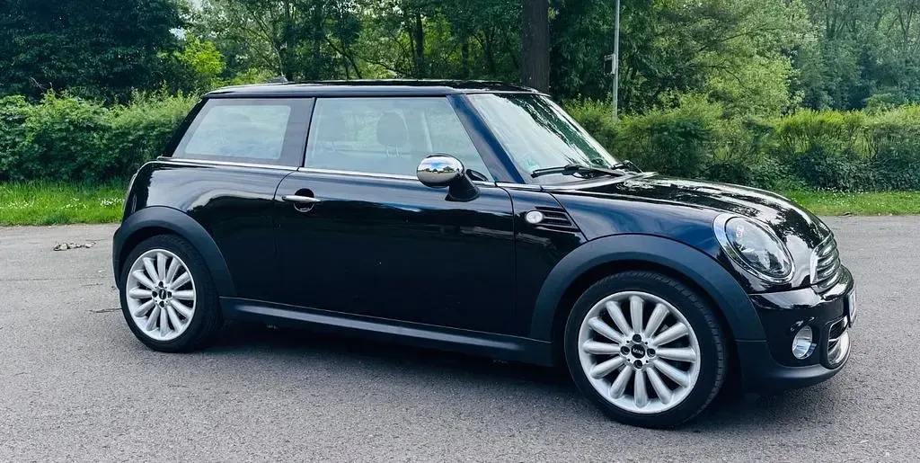 Gebraucht Mini Cooper 122 PS (89 kW) 2012 Schwarz Kleinwagen