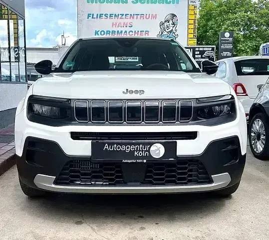 Gebraucht Jeep Avenger 101 PS (74 kW) 2025 Andere SUV