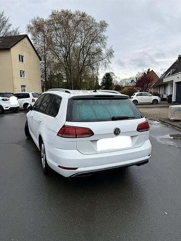 Gebraucht VW Golf VII Join 116 PS (85 kW) 2018 Weiß Kombi