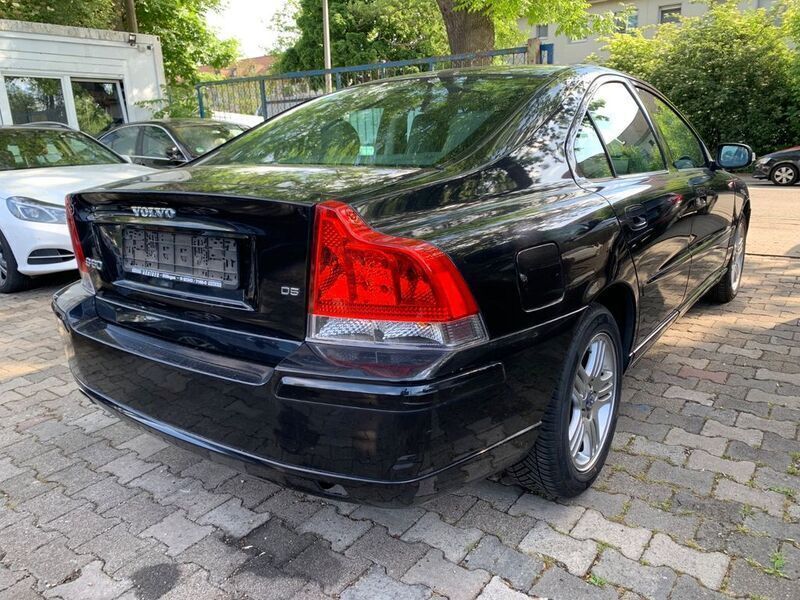 Gebraucht Volvo S60 Momentum 185 PS (136 kW) 2008 Schwarz Limousine