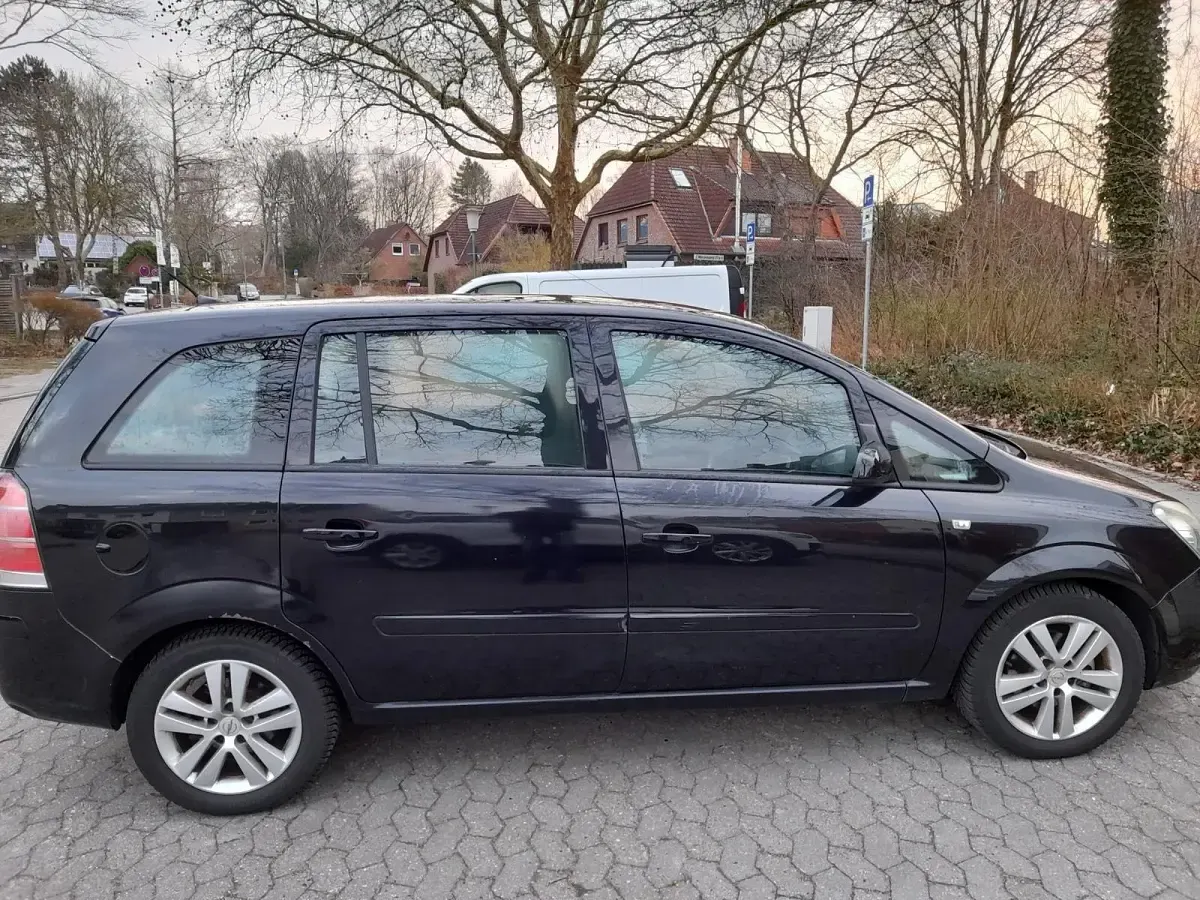 Gebraucht Opel Zafira 140 PS (102 kW) 2007 Schwarz Van / Kleinbus