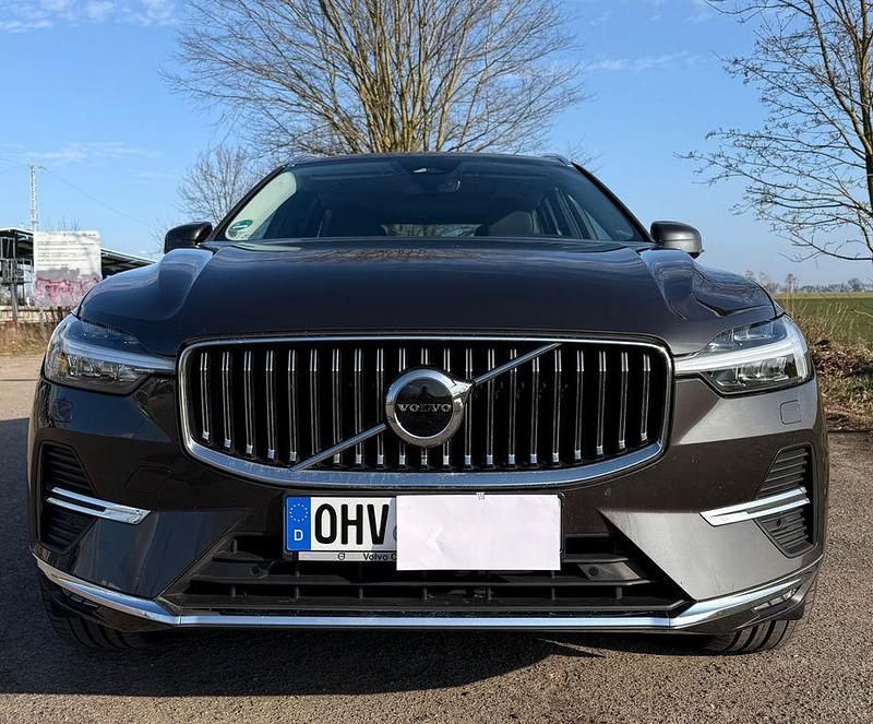 Gebraucht Volvo XC60 197 PS (144 kW) 2021 Grau SUV