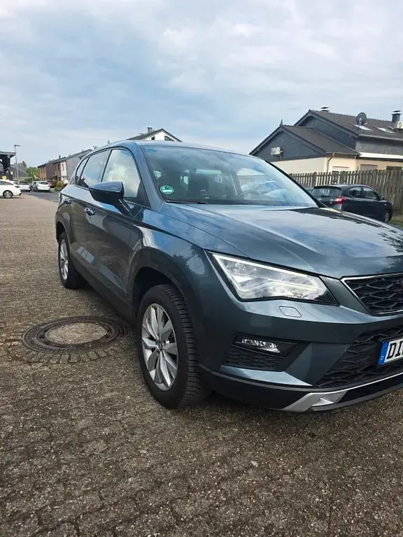 Gebraucht Seat Ateca Reference 116 PS (85 kW) 2019 Grau SUV