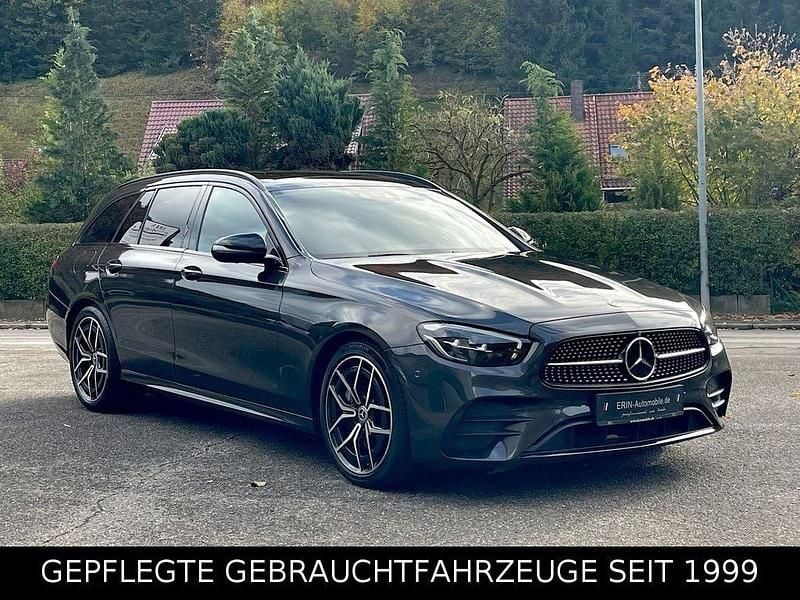 Schwarz Gebraucht 2021 Mercedes E400 AMG line Limousine | 36.500 € (Guter Preis) - Bild 1/4