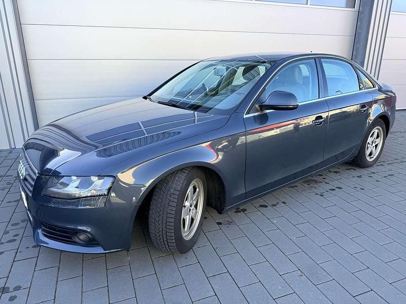 Gebraucht Audi A4 Ambiente 160 PS (117 kW) 2008 Grün Limousine