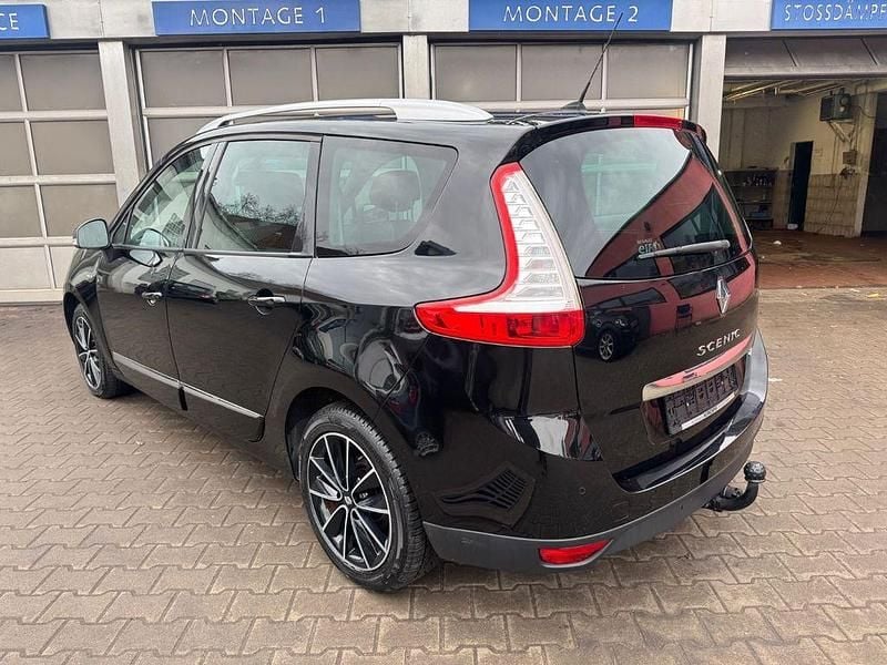Gebraucht Renault Scénic III Bose Edition 131 PS (96 kW) 2013 Schwarz Van / Kleinbus