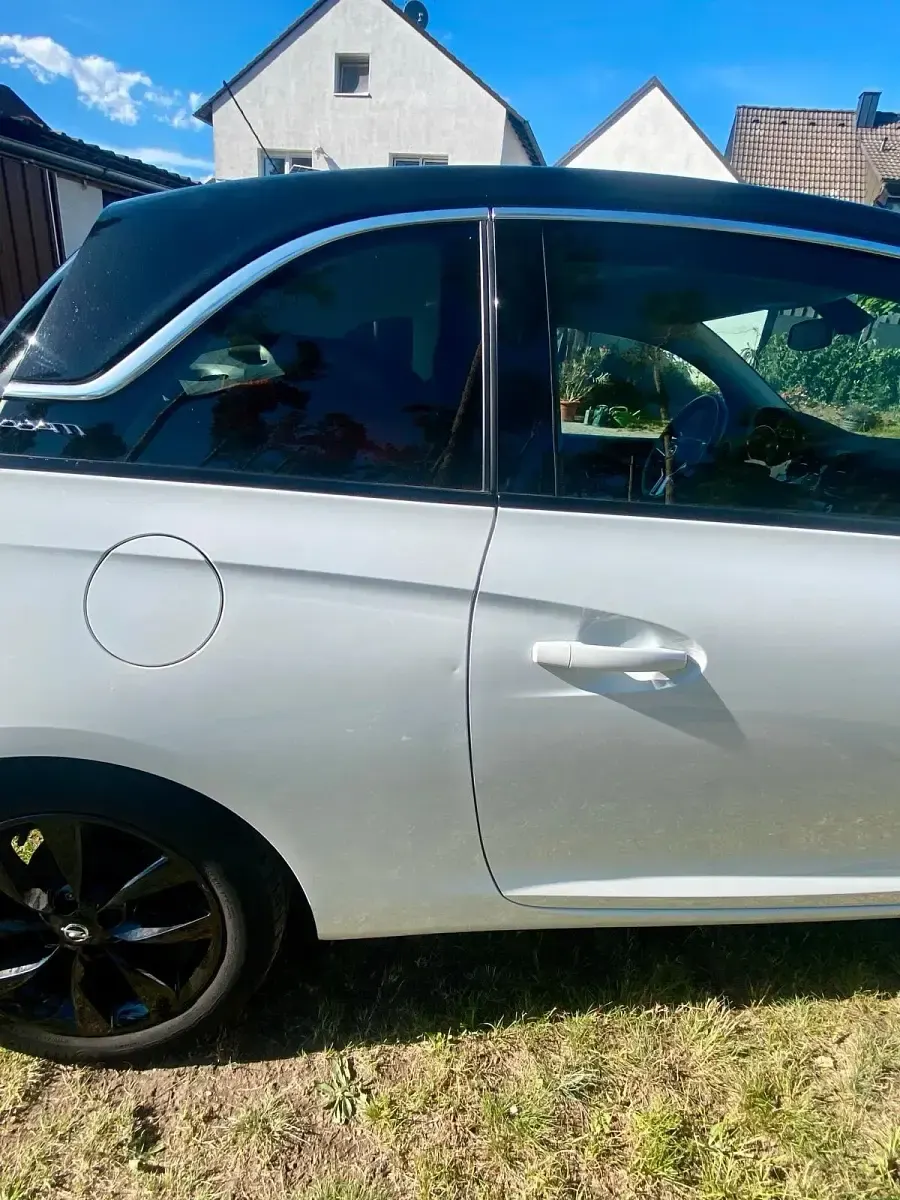 Gebraucht Opel Adam 69 PS (50 kW) 2016 Weiß Kleinwagen