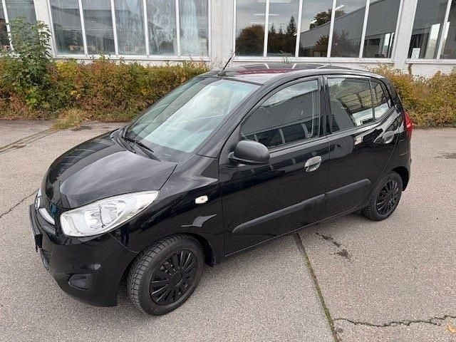 Schwarz Gebraucht 2012 Hyundai i10 Classic Kleinwagen | 2.500 € (Guter Preis) - Bild 1/4