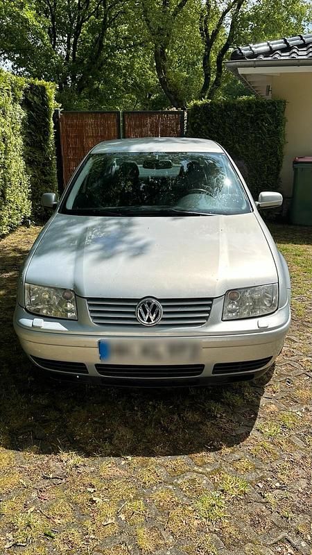Silber Gebraucht 1999 VW Bora Limousine | 535 € (Superpreis) - Bild 1/4