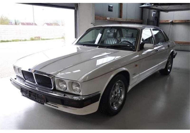 Gebraucht 1993 Jaguar XJ12 Limousine | 23.000 € - Bild 1/4