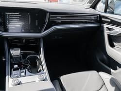 Gebraucht VW Touareg R 462 PS (339 kW) 2025 Blau SUV