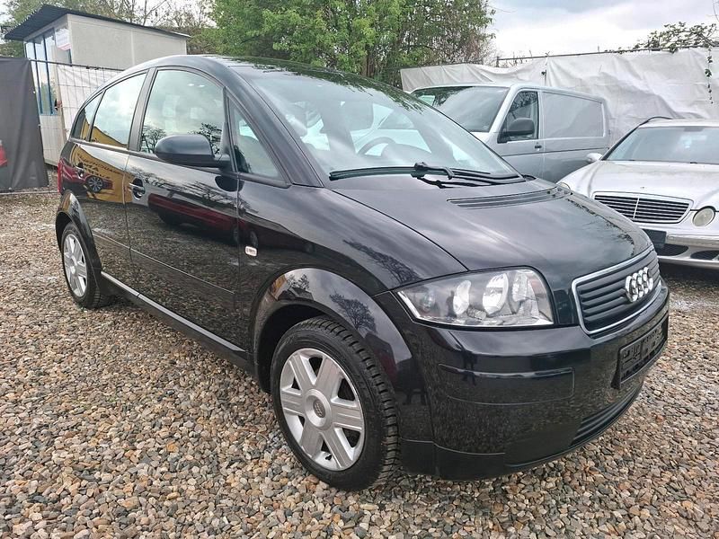 Second-hand Audi A2 90 CP (66 kW) 2004 Negru Hatchback