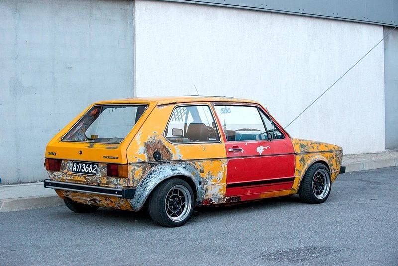 Gelb Gebraucht 1976 VW Golf I Kleinwagen | 2.000 € - Bild 1/4