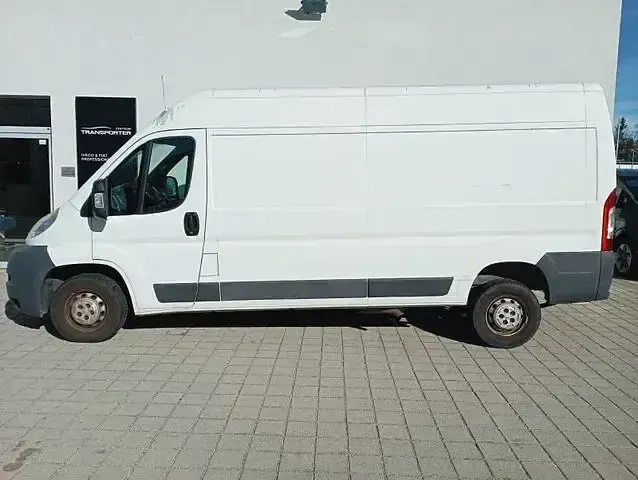 Gebraucht Peugeot Boxer Avantage 131 PS (96 kW) 2014 Weiß Van