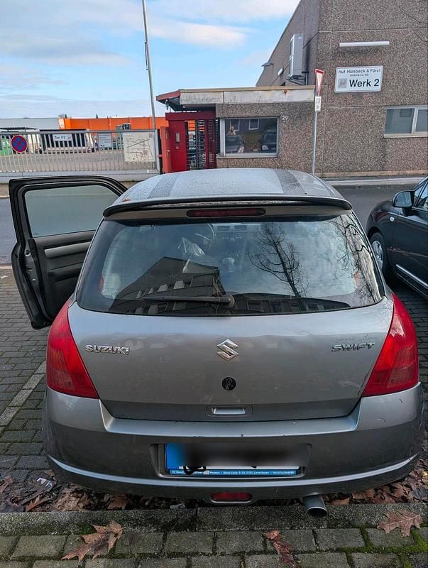 Gebraucht Suzuki Swift 105 PS (77 kW) 2009 Grau Kleinwagen