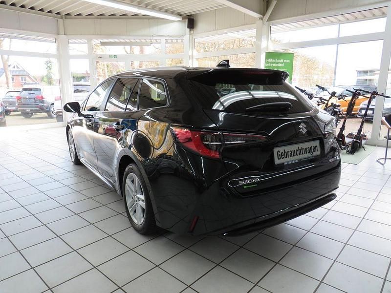 Gebraucht Suzuki Swace Comfort+ 98 PS (72 kW) 2021 Schwarz Kombi