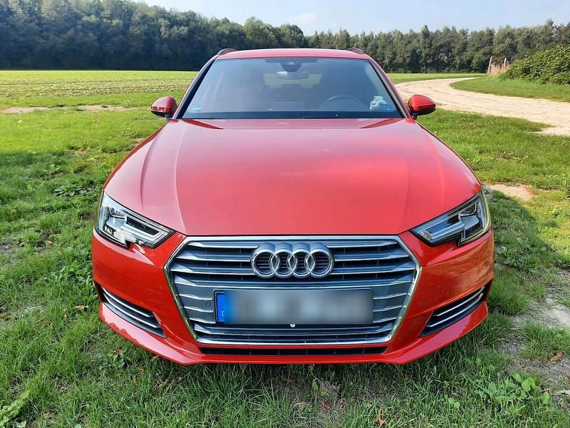 Gebraucht Audi A4 S-Line 150 PS (110 kW) 2017 Rot Kombi