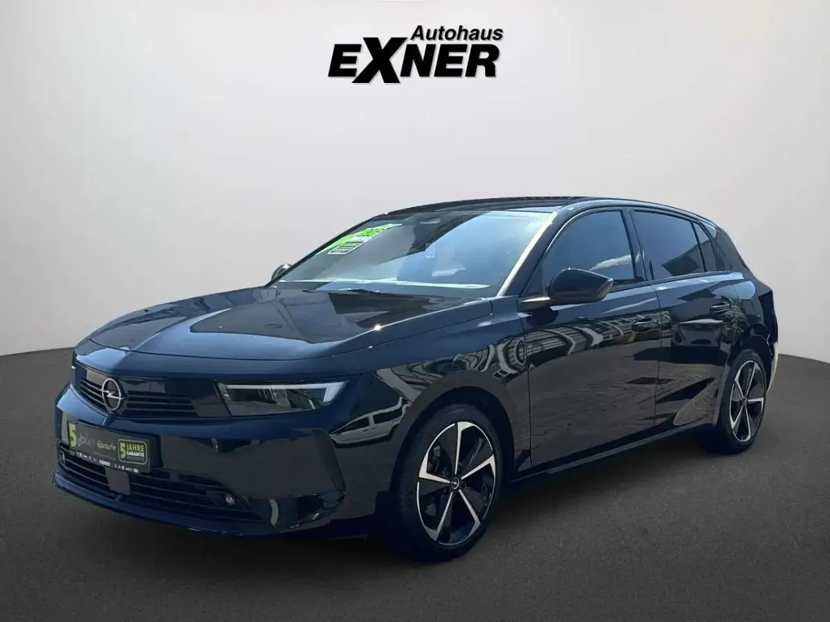 Gebraucht Opel Astra Elegance 110 PS (80 kW) 2023 Schwarz perla Kleinwagen