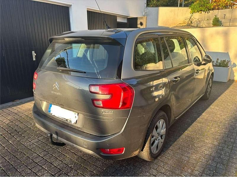 Grau Gebraucht 2016 Citroën Grand C4 Picasso Business Class Van / Kleinbus | 8.000 € (Fairer Preis) - Bild 1/3
