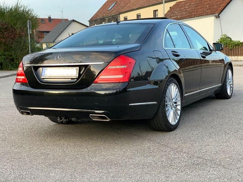 Gebraucht Mercedes S350 258 PS (189 kW) 2011 Schwarz Limousine