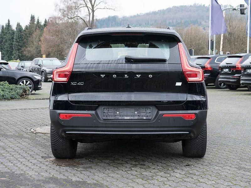 Gebraucht Volvo XC40 Core 169 kW (231 PS) 2022 Schwarz SUV