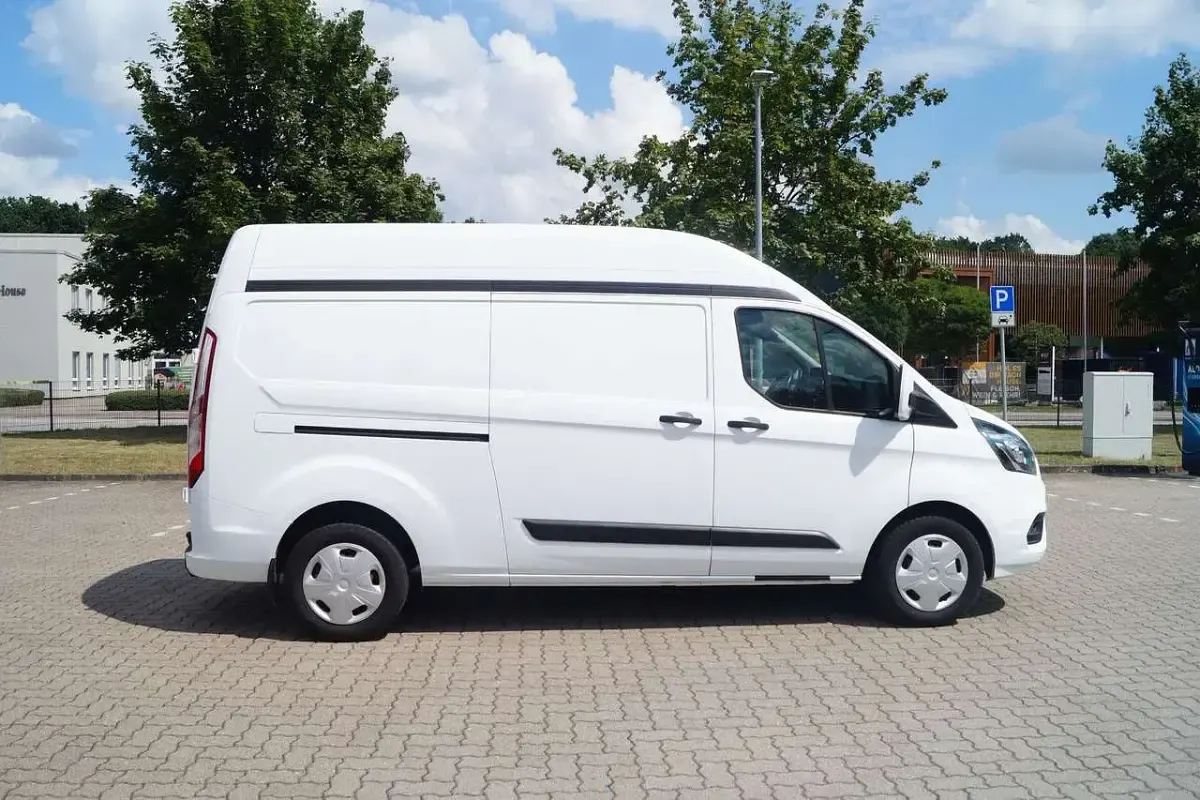 Gebraucht Ford Transit Custom 170 PS (125 kW) 2018 Weiß Van