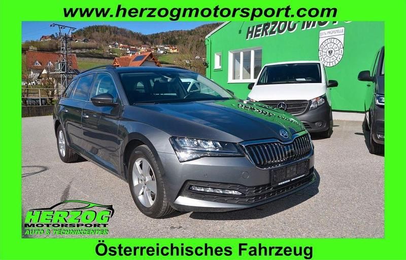 Gebraucht Skoda Superb 150 PS (110 kW) 2021 Grau Kombi