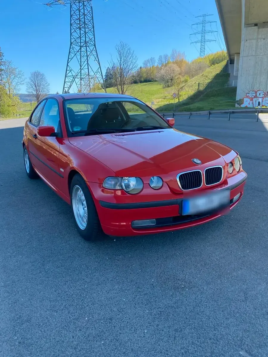 Gebraucht BMW 316 Basis 116 PS (85 kW) 2003 Rot Coupé