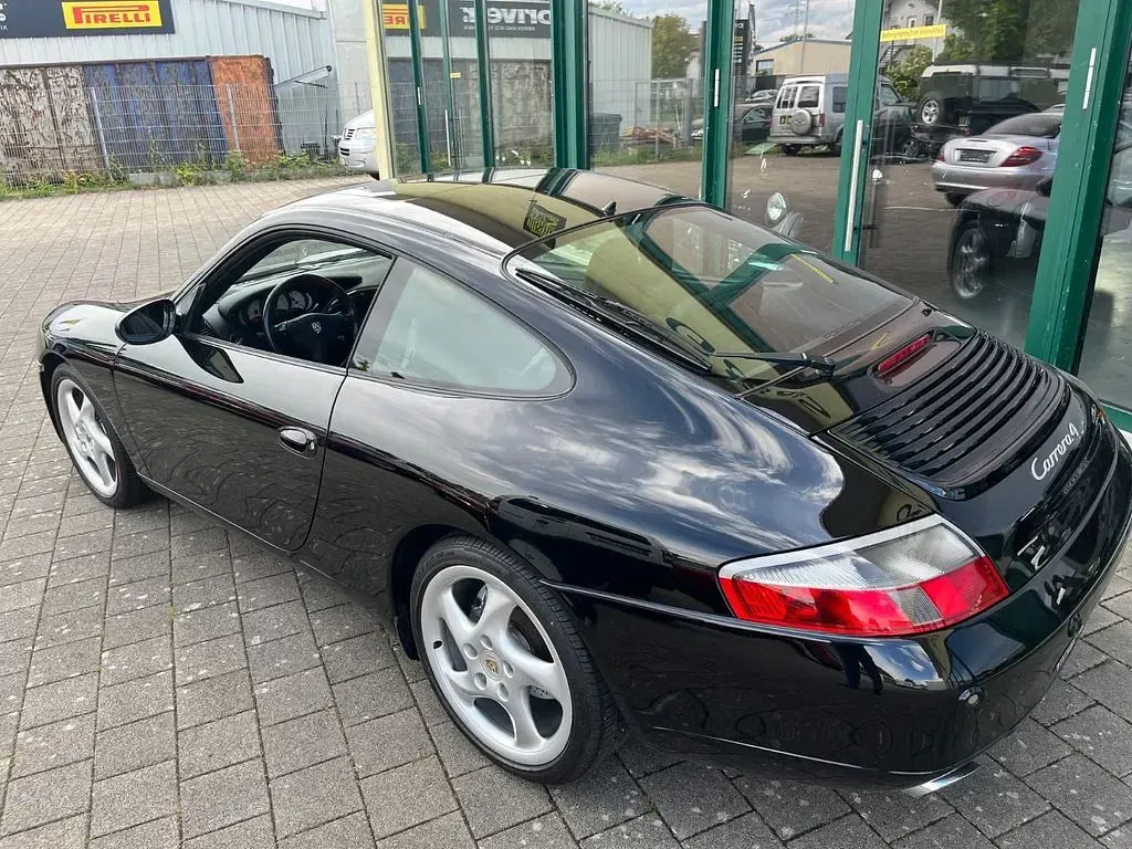 Gebraucht Porsche 911 Carrera 4 300 PS (220 kW) 2000 Schwarz Coupé