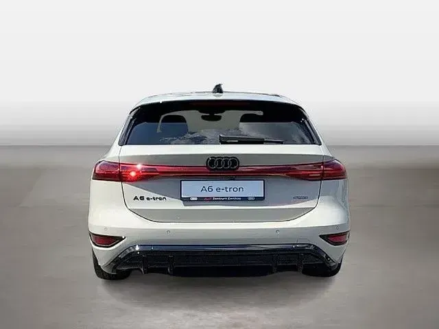 Neu Audi A6 e-tron Business 314 kW (428 PS) 2026 Gelb Kombi