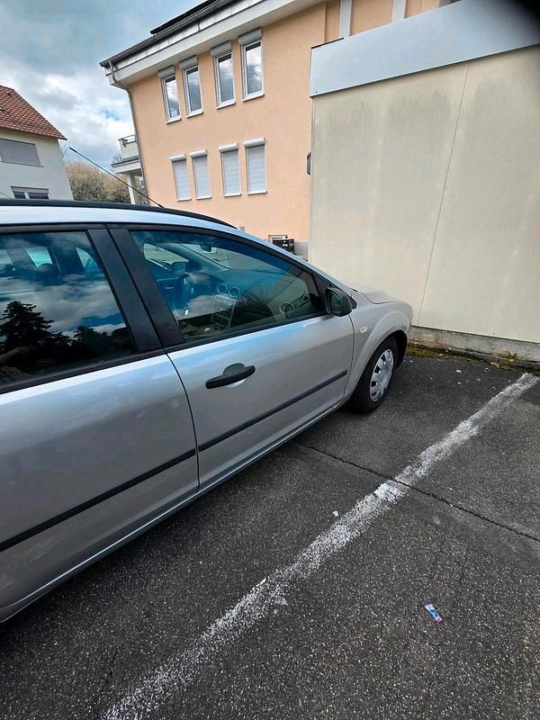 Gebraucht Ford Focus 101 PS (74 kW) 2006 Silber Kombi
