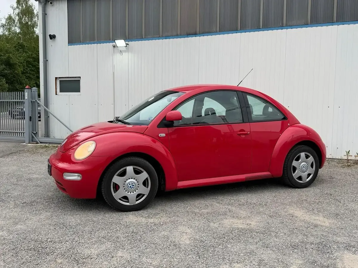 Gebraucht VW New Beetle 120 PS (88 kW) 1998 Rot Kleinwagen