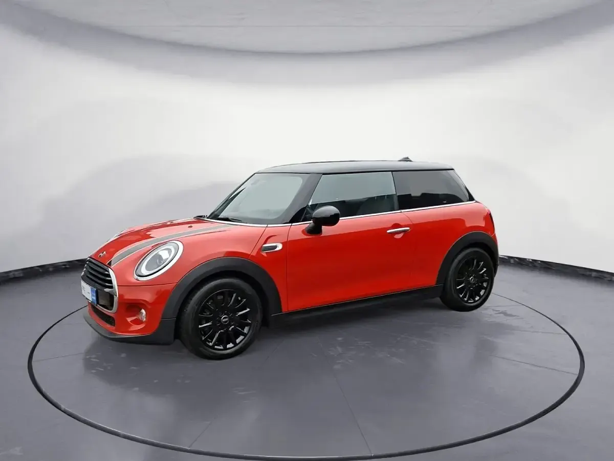 Gebraucht Mini Cooper 136 PS (100 kW) 2018 Orange Kleinwagen