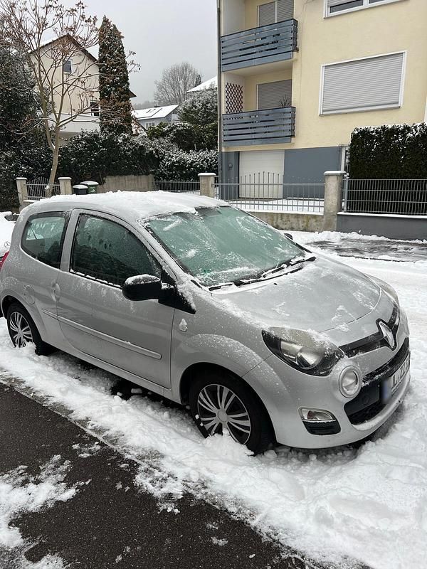 Gebraucht Renault Twingo 75 PS (55 kW) 2012 Silber Kleinwagen