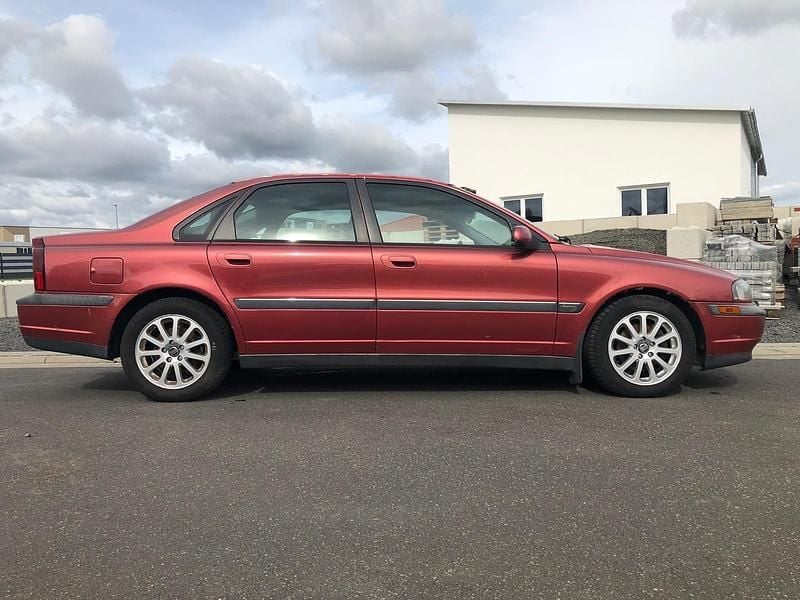 Gebraucht Volvo S80 140 PS (102 kW) 2000 Rot Limousine