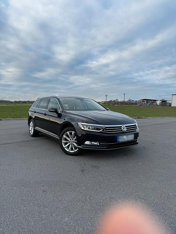 Gebraucht VW Passat 140 PS (102 kW) 2016 Schwarz Kombi