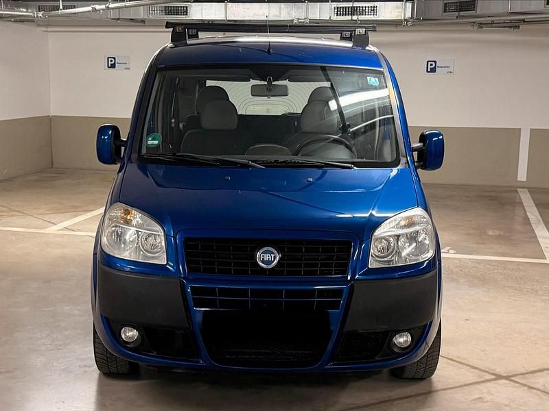 Gebraucht Fiat Doblò 77 PS (56 kW) 2008 Blau Van / Kleinbus