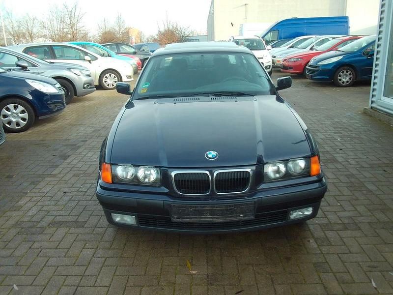 Violett Gebraucht 1996 BMW 316 Coupé | 2.800 € (Fairer Preis) - Bild 1/4