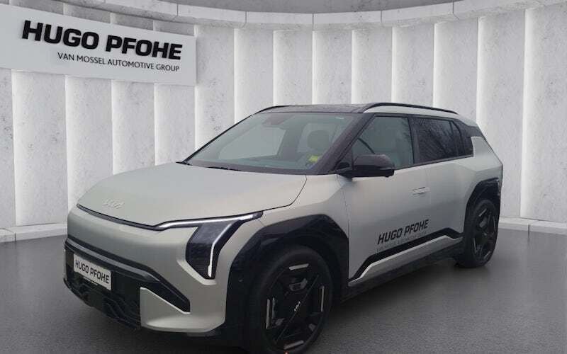 Ivory silber matt Gebraucht 2025 Kia EV3 2 SUV | 47.765 € (Etwas zu teuer) - Bild 1/4