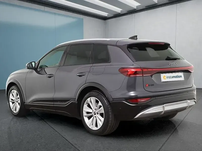 Second-hand Audi SQ6 e-tron 359 kW (489 CP) 2025 Gri SUV
