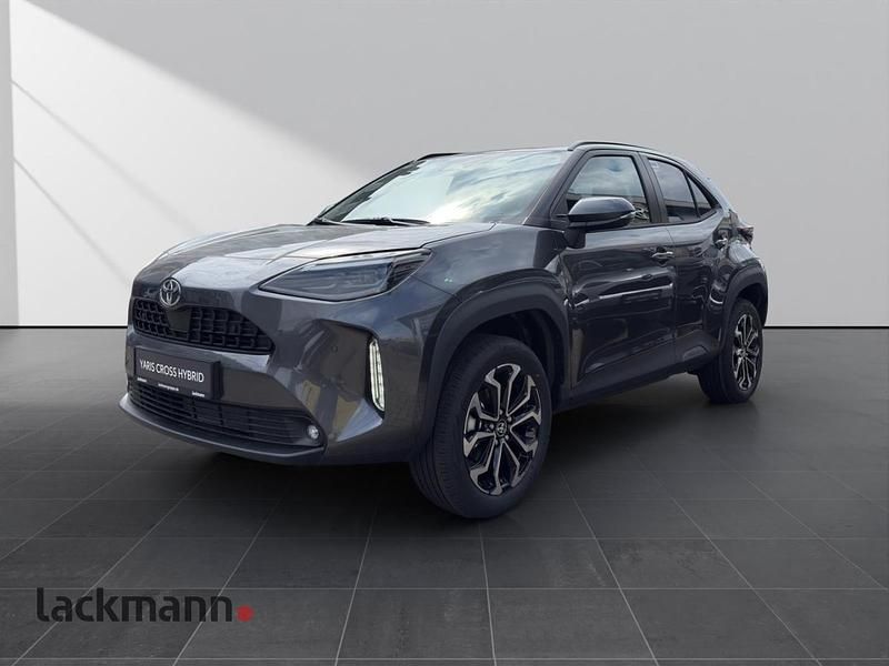 Neu Toyota Yaris Hybrid 131 PS (96 kW) 2026 Grey metallic Kleinwagen