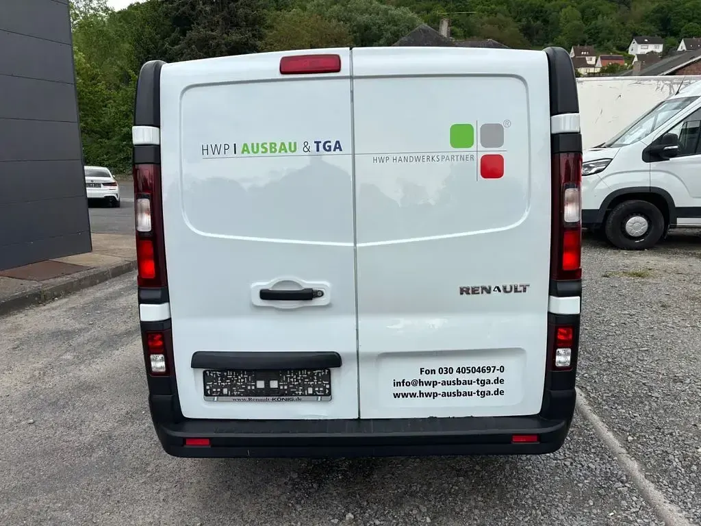 Usata Renault Trafic Komfort 90 CV (66 kW) 2015 Bianco Monovolume